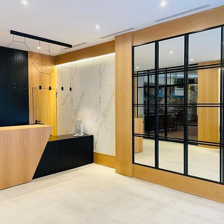 Hotel Alcantara Caces Екстериор снимка