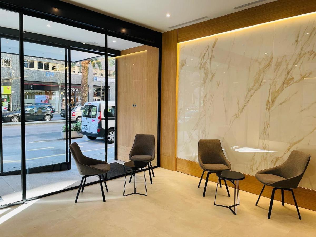 Hotel Alcantara Caces Екстериор снимка